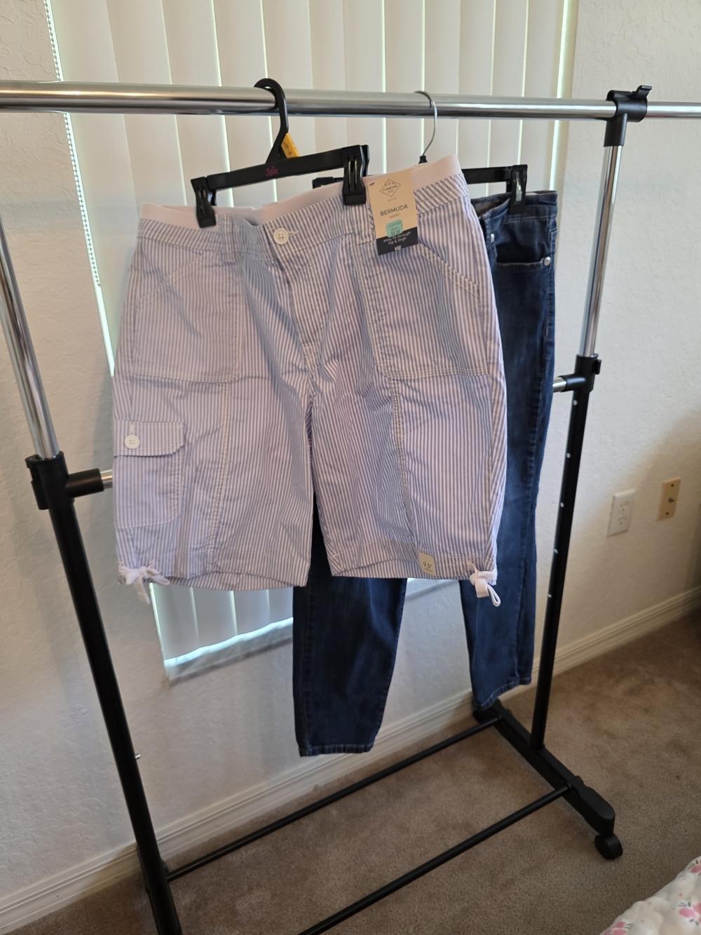 Bundle of 2 Women's Size 14 Bottoms St. John's Bay NWT Bermuda Shorts & Skinny